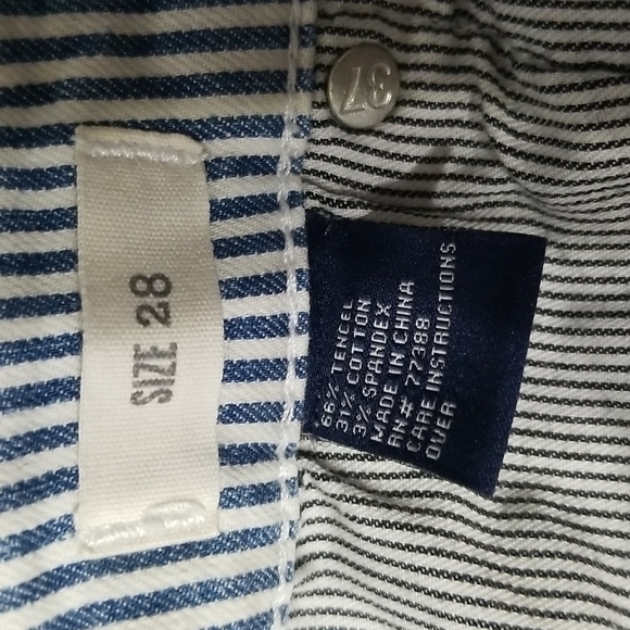 Madewell Blue and White Denim Zip Leg Size 28 - Picture 6 of 7
